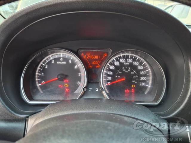2014 NISSAN VERSA 