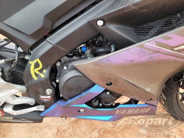 2025 YAMAHA YZF R15 