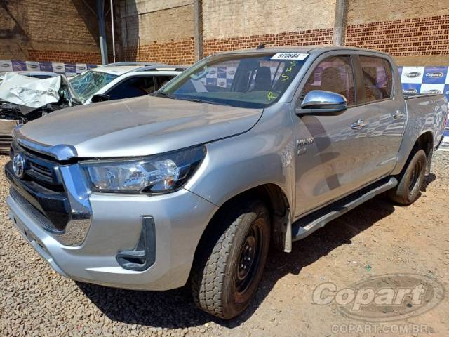 2021 TOYOTA HILUX CD 