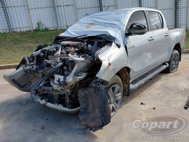2022 TOYOTA HILUX CD 