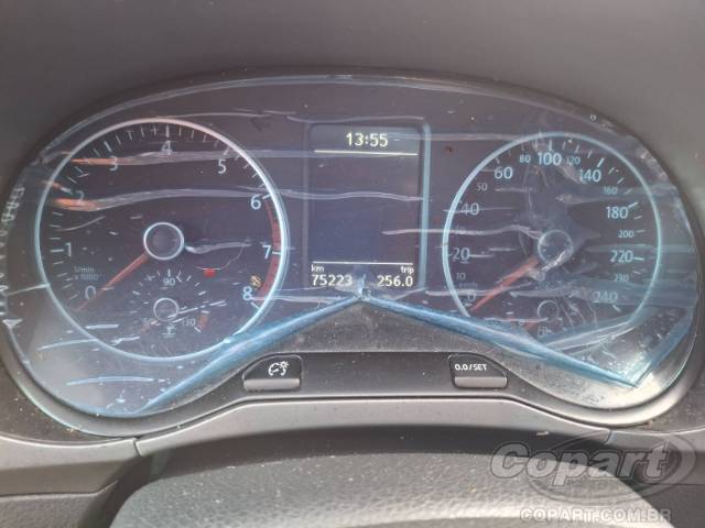 2015 VOLKSWAGEN FOX 