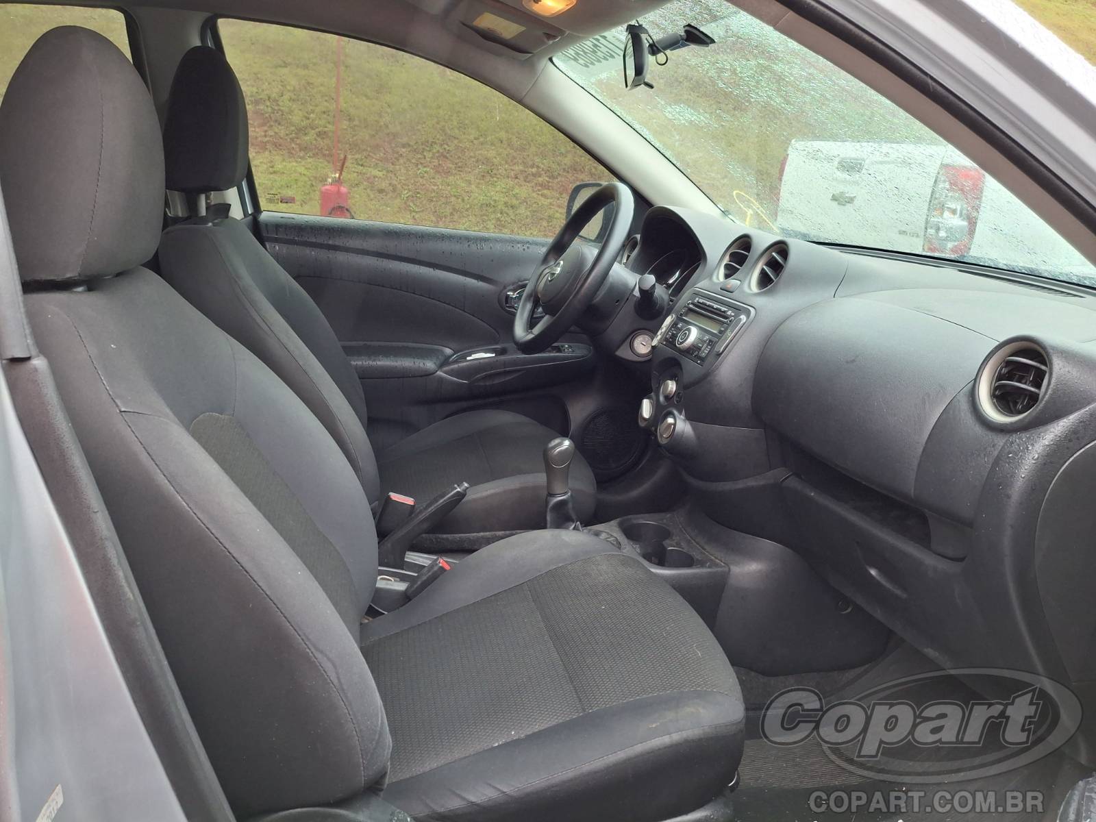2013 NISSAN VERSA — foto 5 de 15