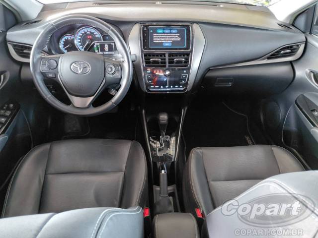 2023 TOYOTA YARIS SEDA 