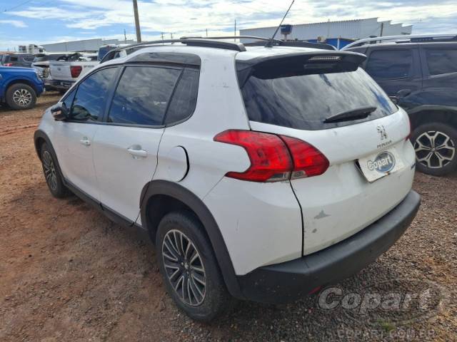 2020 PEUGEOT 2008 