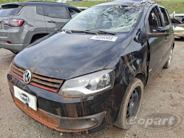 2011 VOLKSWAGEN FOX 