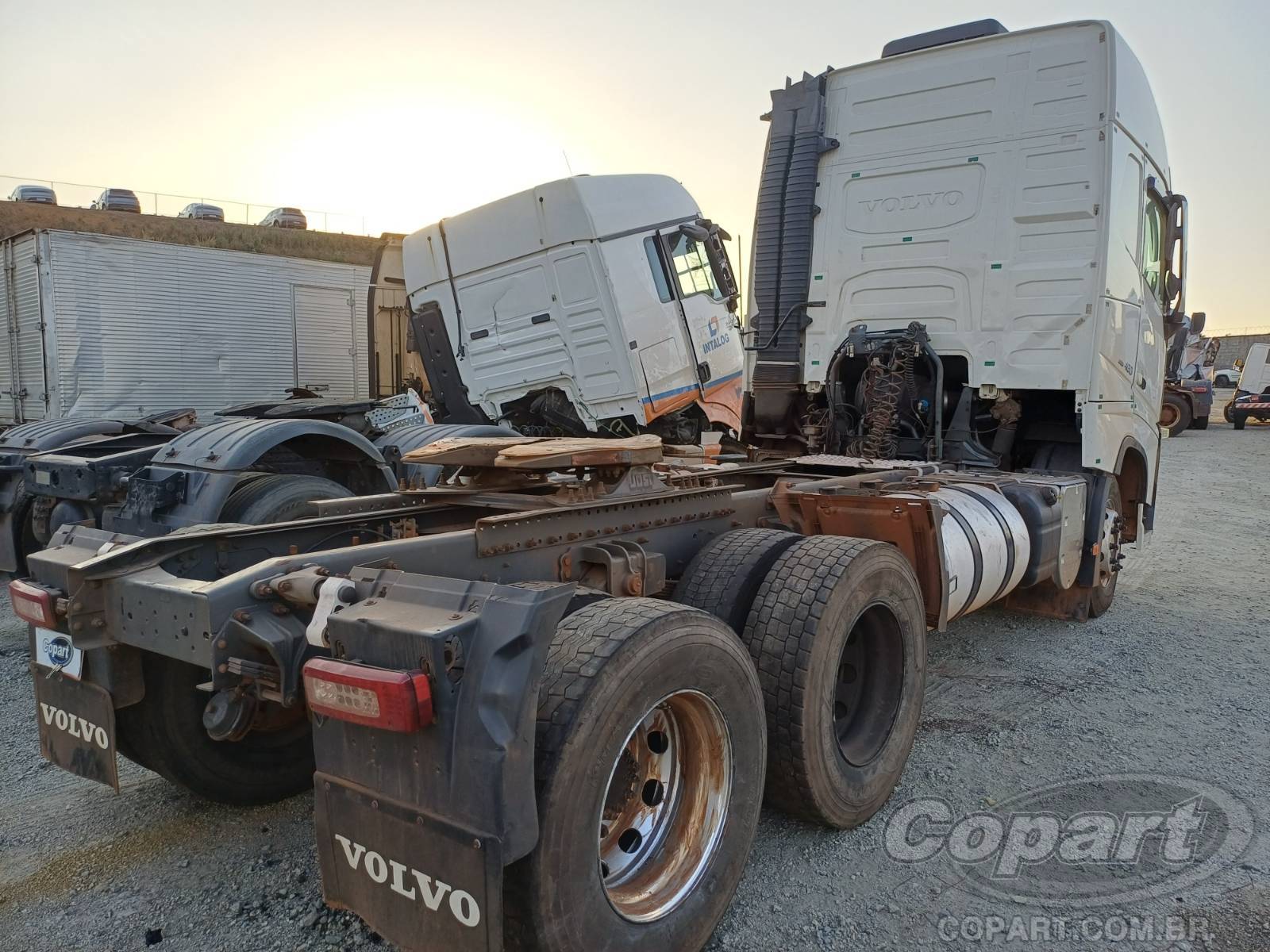 2016 VOLVO FH — leilão em Pirapora/SP (foto 4)