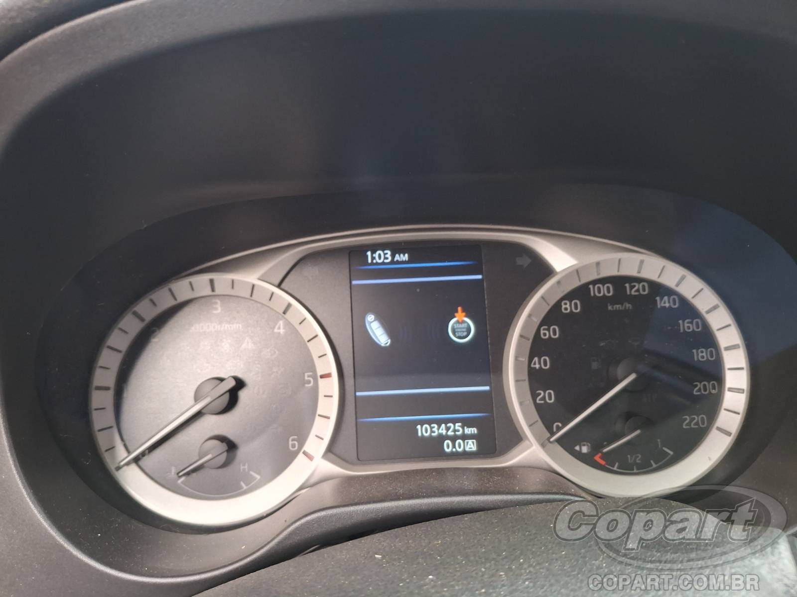 2021 NISSAN FRONTIER CD — foto 8 de 10
