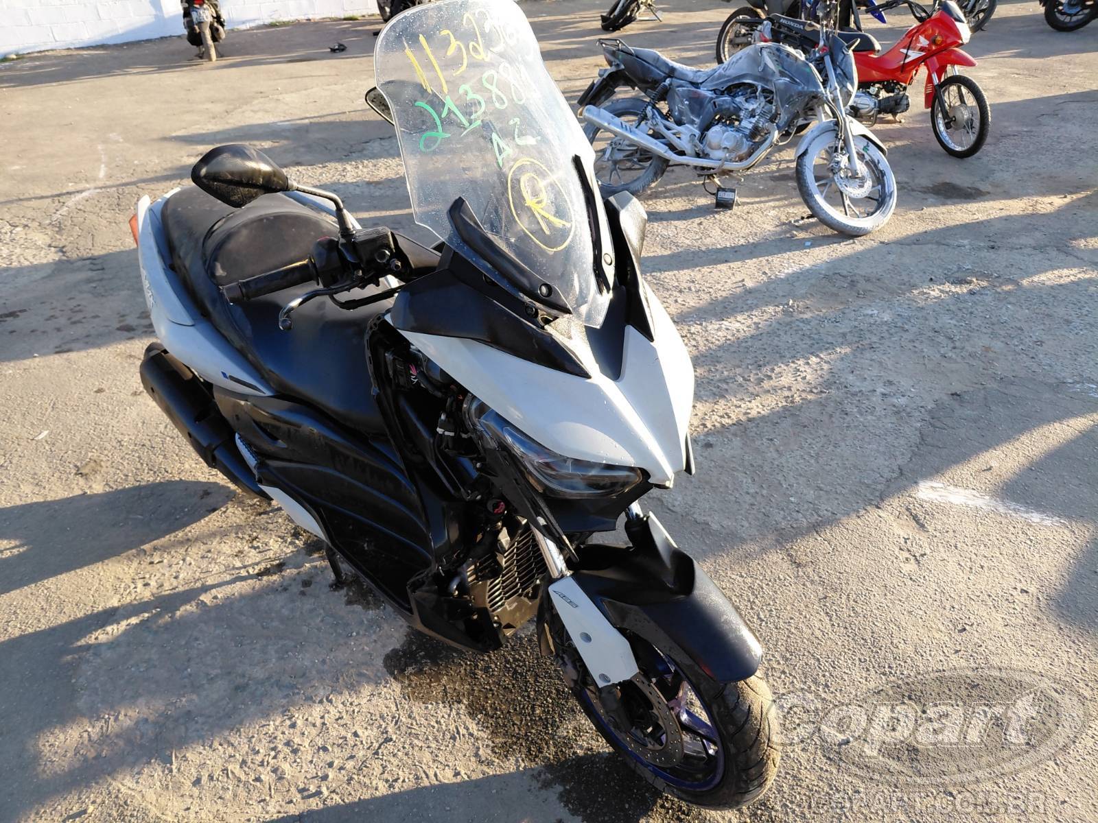 Yamaha XMAX 2021