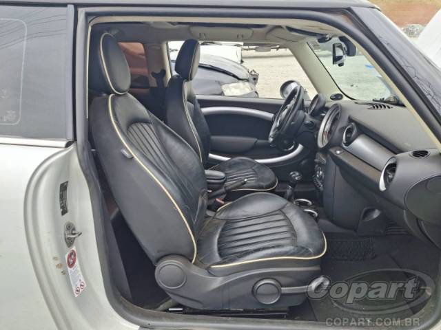 2012 MINI COOPER 