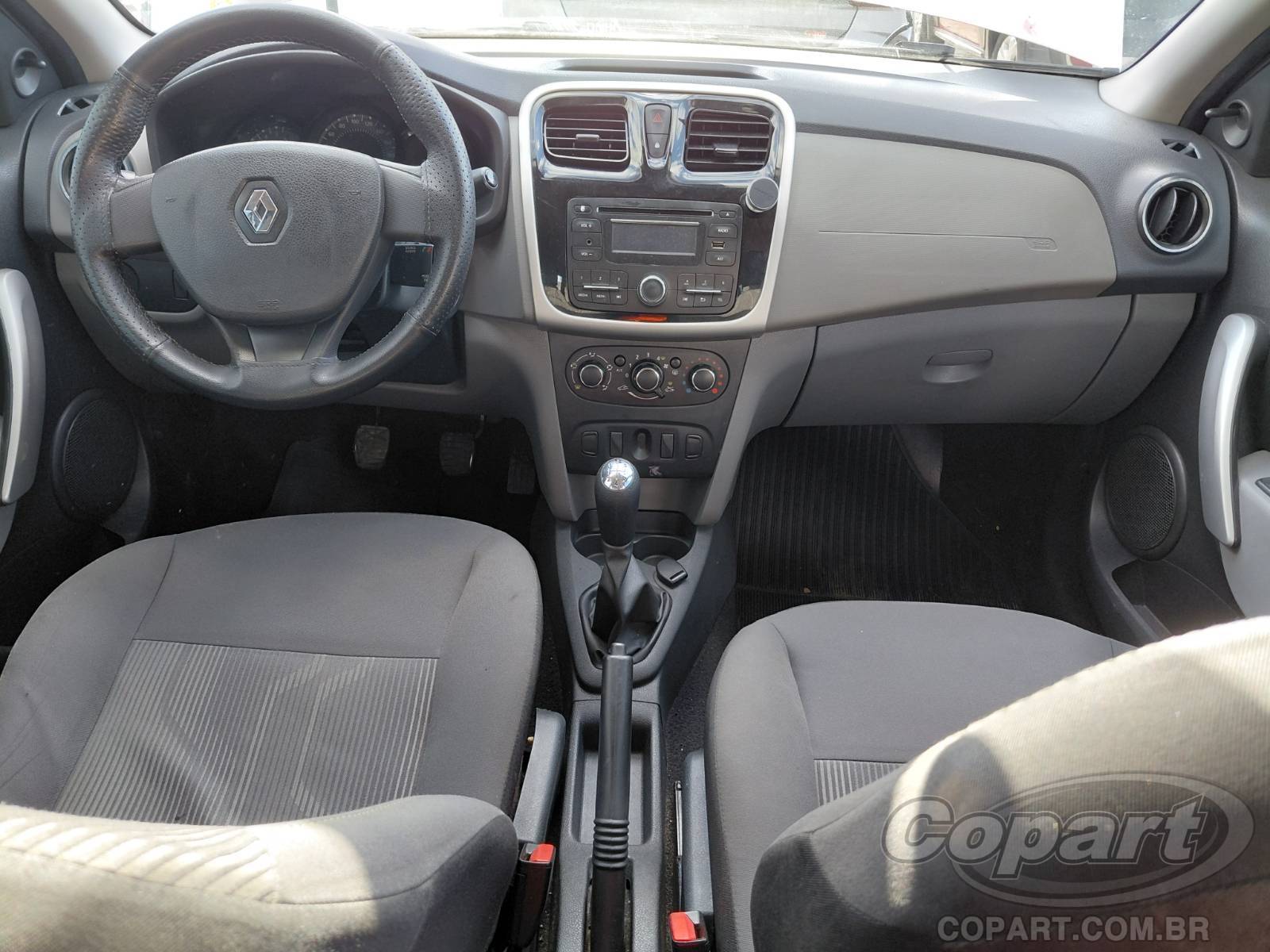 2016 RENAULT LOGAN — foto 9 de 11