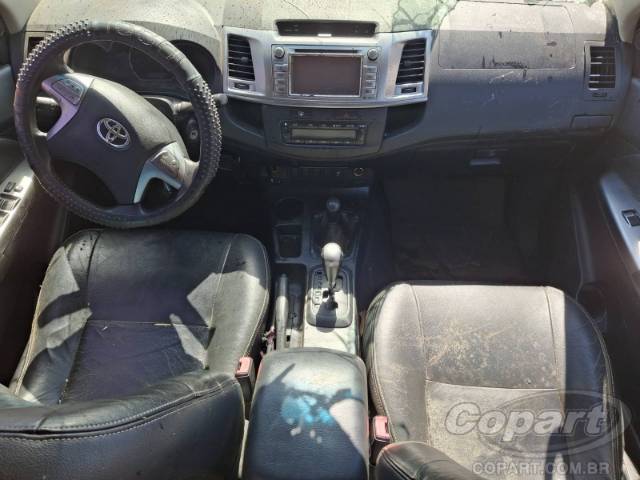 2015 TOYOTA HILUX CD 