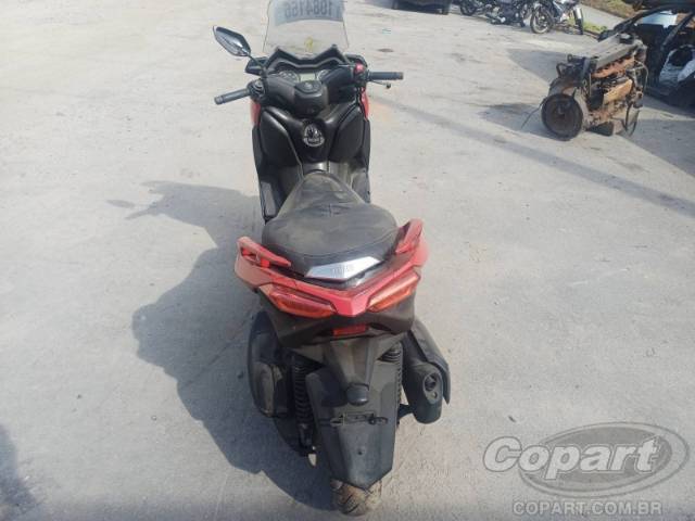 2021 YAMAHA XMAX 