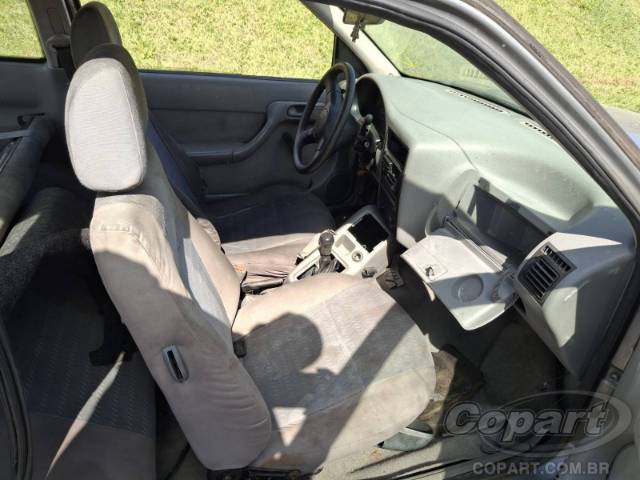 2002 VOLKSWAGEN GOL 