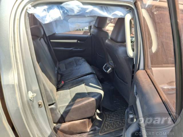 2021 TOYOTA HILUX CD 