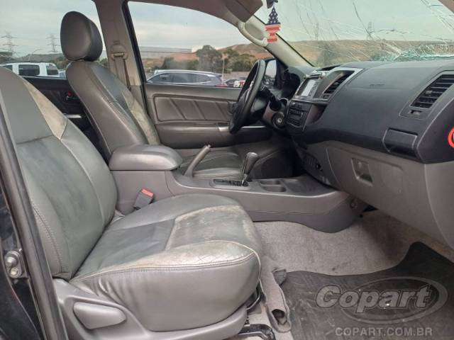 2015 TOYOTA HILUX CD 