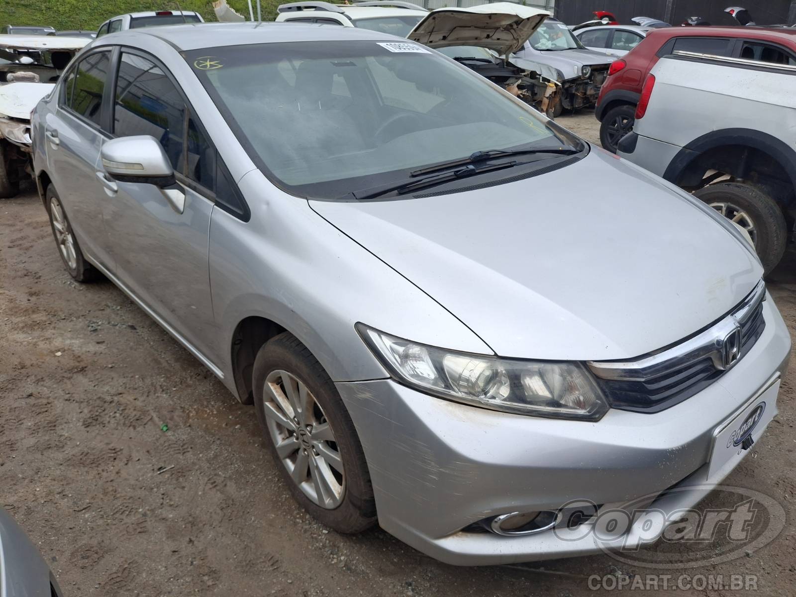 Veículo Honda Civic Honda Civic 2.0 16V i-VTEC 2014 2014 em leilão