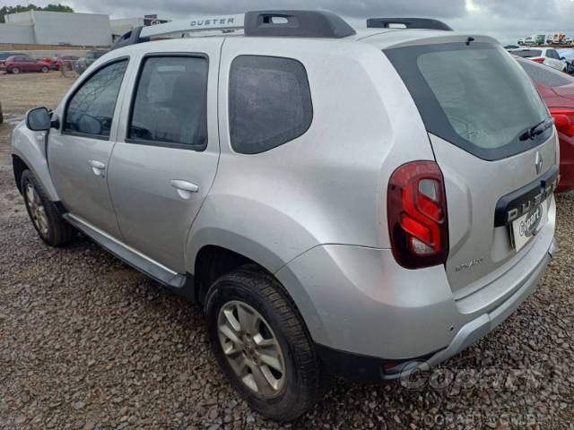 2020 RENAULT DUSTER 