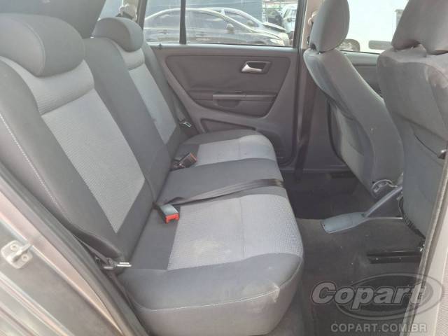 2011 VOLKSWAGEN SPACEFOX 