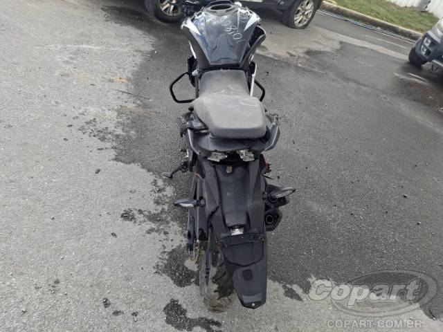 2025 BAJAJ DOMINAR 