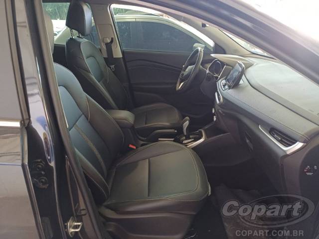 2025 CHEVROLET TRACKER 