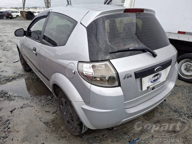 2011 FORD KA 
