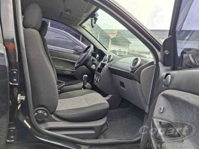 2013 FORD FIESTA SEDAN 