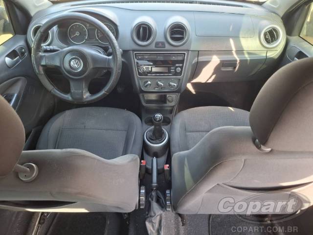 2013 VOLKSWAGEN VOYAGE 