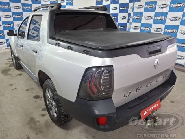 2025 RENAULT OROCH 