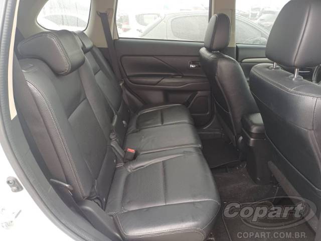 2015 MITSUBISHI OUTLANDER 