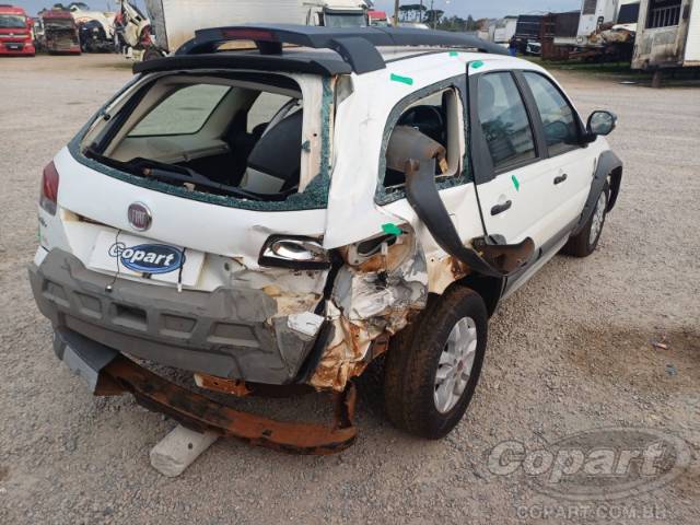 2014 FIAT PALIO WEEKEND 