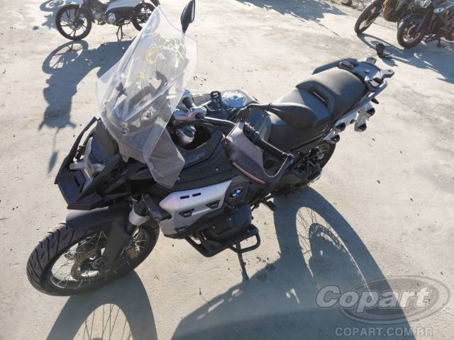 2026 BMW R 1300 