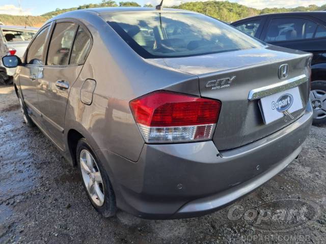 2011 HONDA CITY 