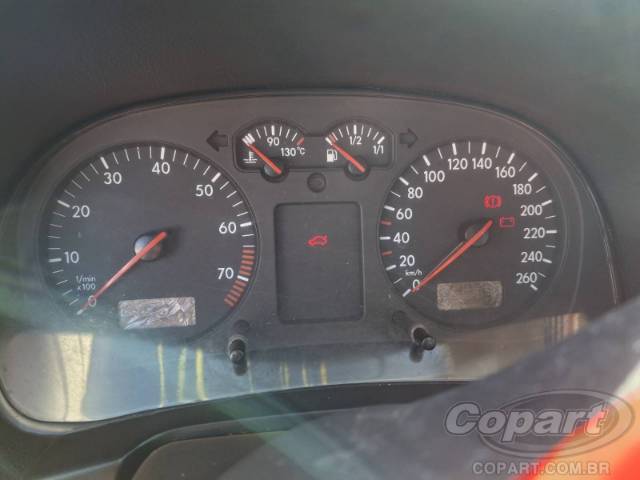 2001 VOLKSWAGEN GOLF 