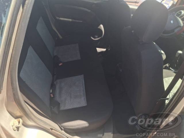2009 FORD FIESTA SEDAN 
