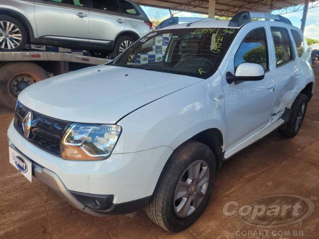 2017 RENAULT DUSTER 