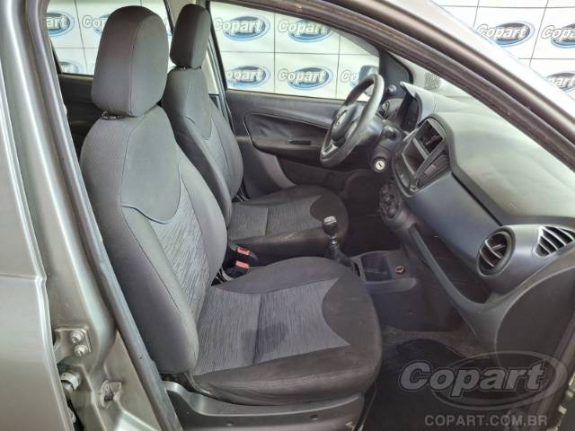 2017 FIAT UNO 