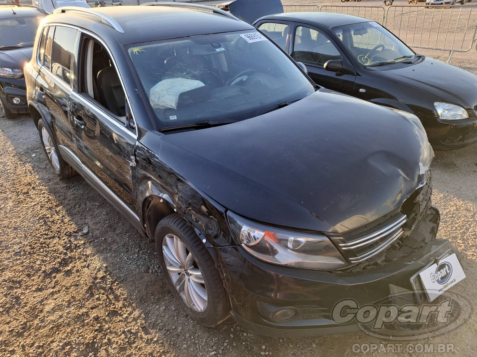 Veículo VW - VolksWagen Tiguan Volkswagen Tiguan 4Motion 2.0 16V TSI 2013 Médio Dano Frontal 2013 em leilão