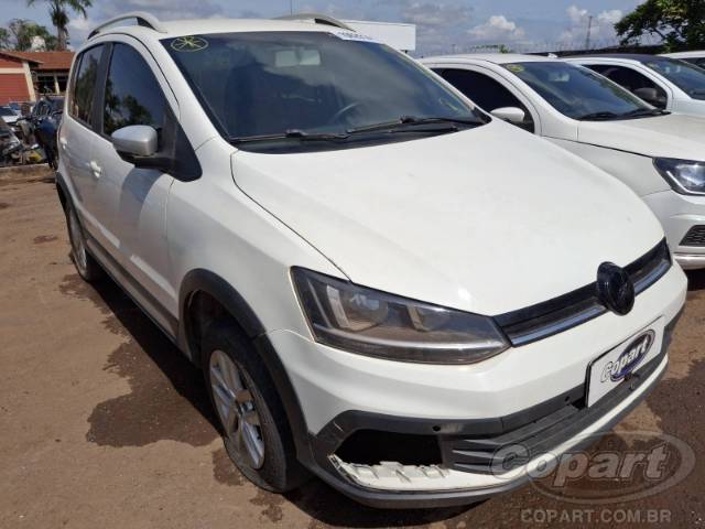 2016 VOLKSWAGEN FOX 