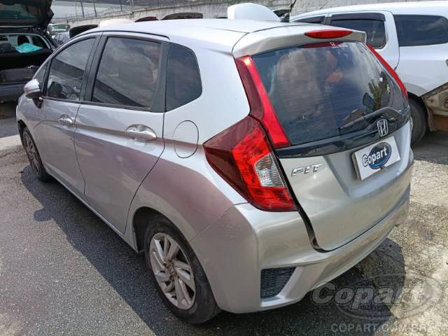 2015 HONDA FIT 