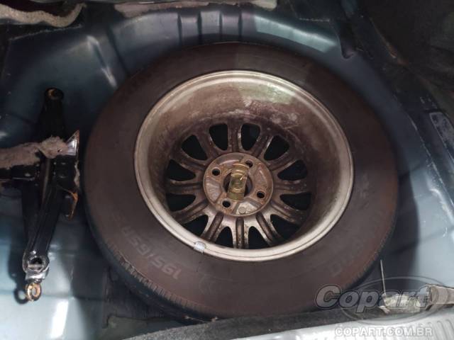 2001 MITSUBISHI GALANT 