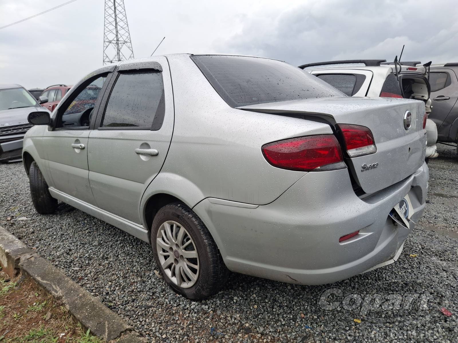 Foto 3: 2010 FIAT SIENA