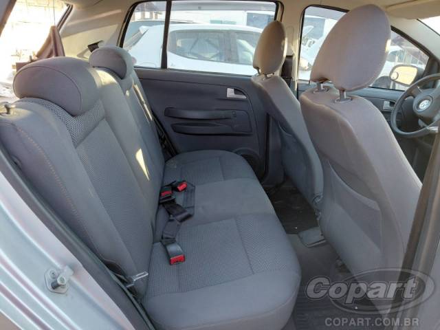 2009 VOLKSWAGEN FOX 