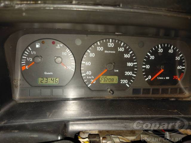 2001 VOLKSWAGEN SANTANA 