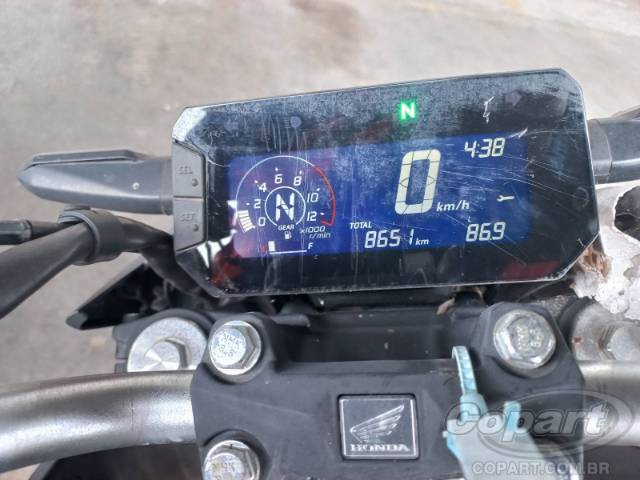 2025 HONDA CB 300F 