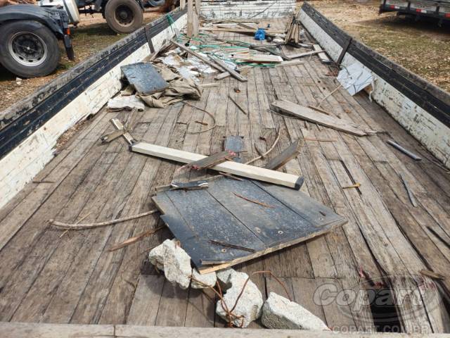 0 CARROCERIA CARROCERIA DE MADEIRA 