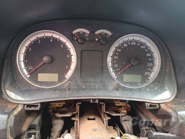 2004 VOLKSWAGEN GOLF 