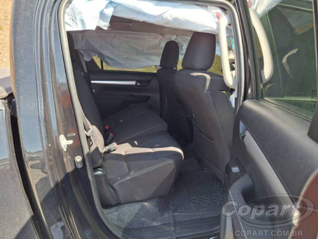 2023 TOYOTA HILUX CD 