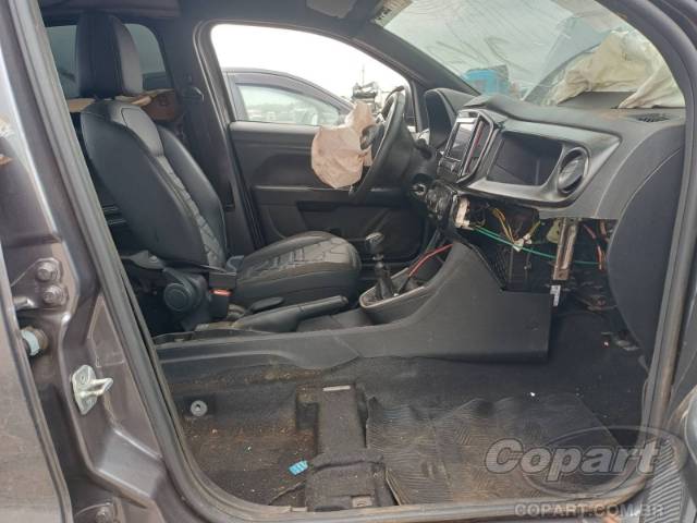 2022 FIAT STRADA CD 