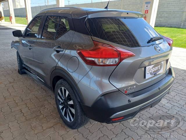 2018 NISSAN KICKS 