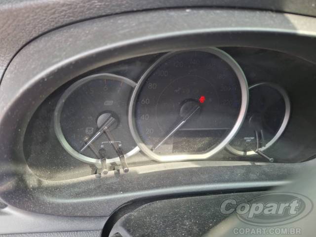 2024 TOYOTA YARIS SEDA 